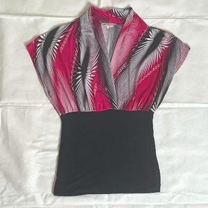 Women's Small Pink, Black, and White Sleeveless Blouse